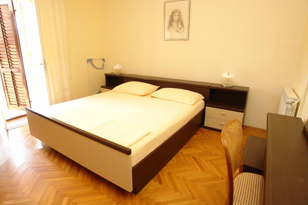 Apartments And Rooms With Parking Space Pag - 13060 باغ المظهر الخارجي الصورة