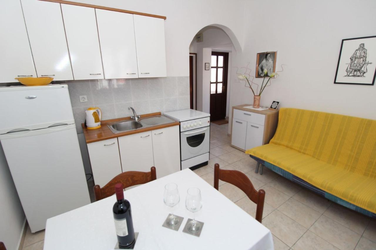 Apartments And Rooms With Parking Space Pag - 13060 باغ المظهر الخارجي الصورة