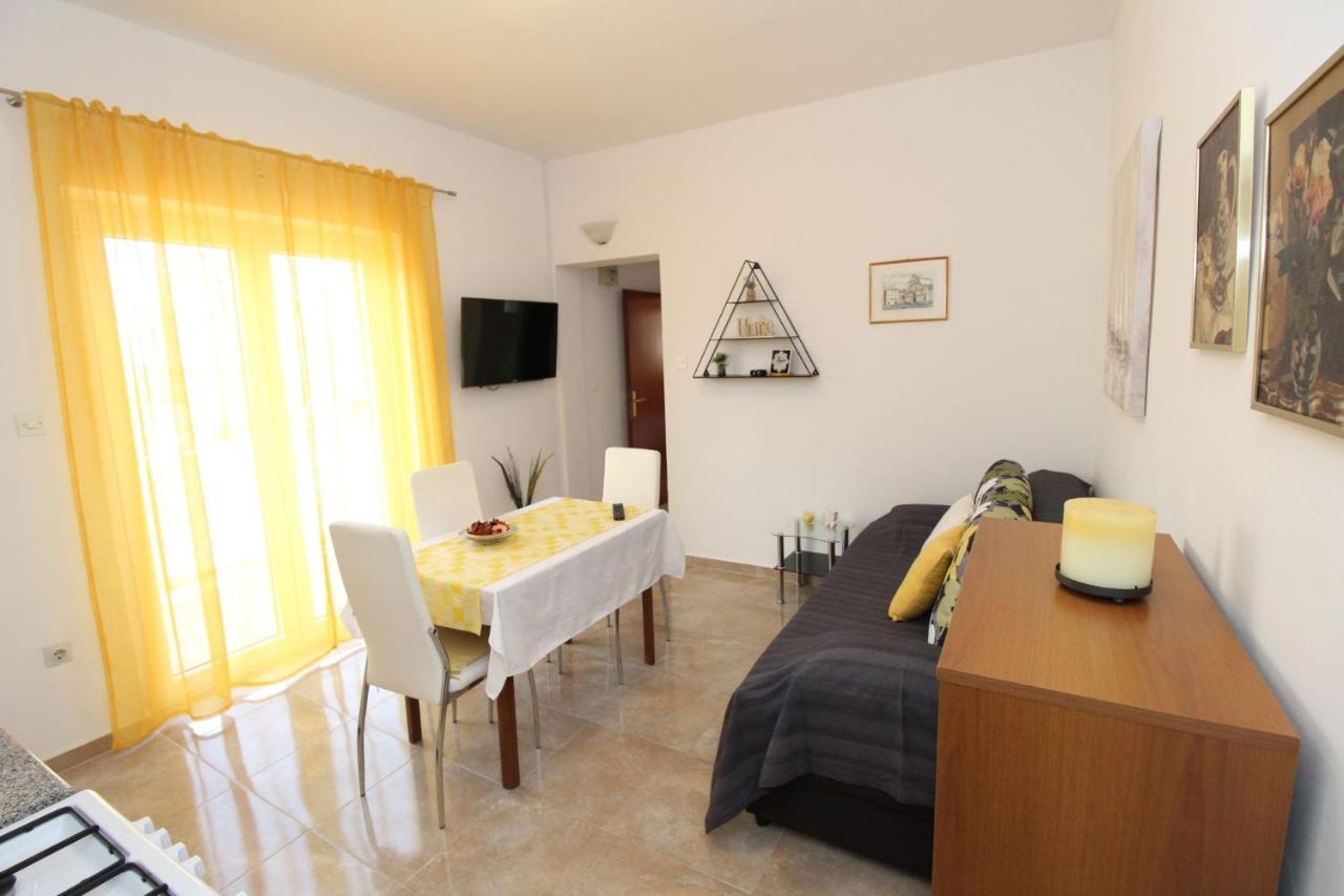 Apartments And Rooms With Parking Space Pag - 13060 باغ المظهر الخارجي الصورة